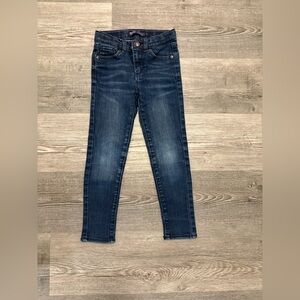 Levi's Girl’s Blue Jeans with Adjustable Waist 
Size 6 Regular